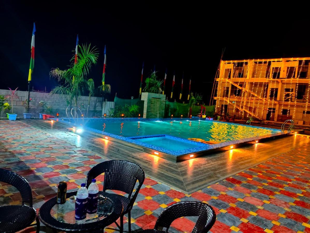 Green Vista Resort Chālsa 외부 사진
