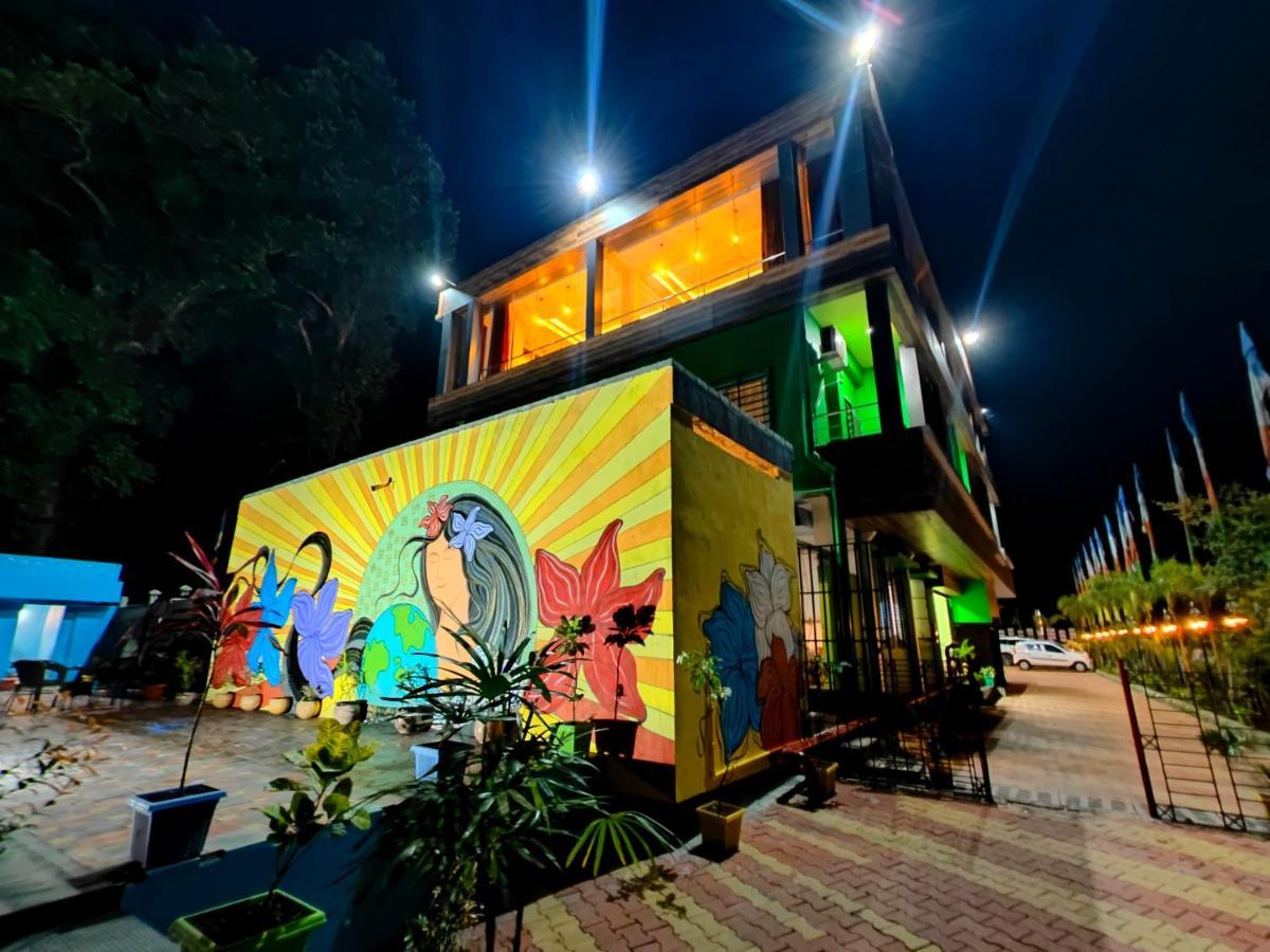 Green Vista Resort Chālsa 외부 사진